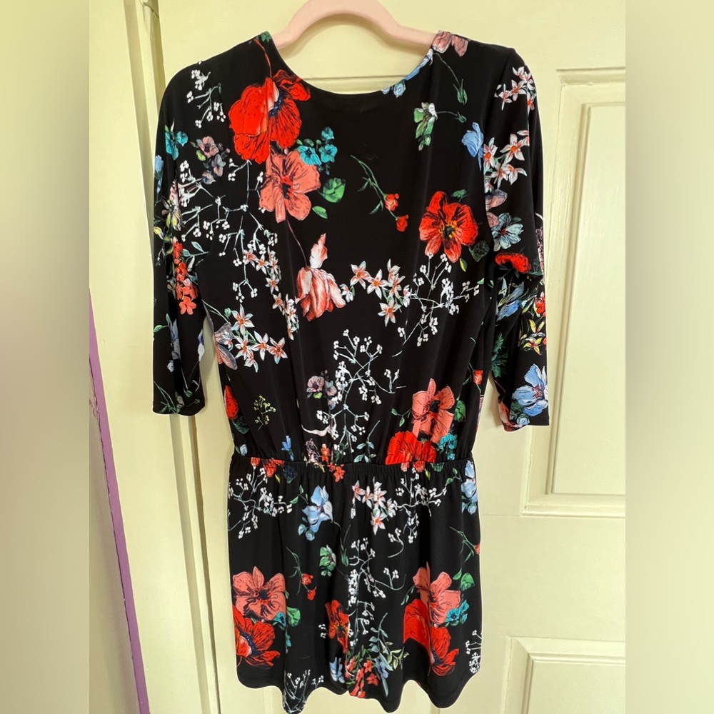 KAILEIGH Mid length sleeve romper with waist cinch - Picture 4 of 5